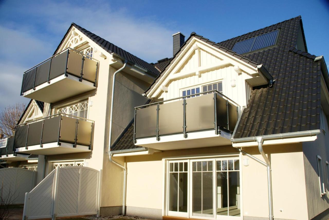 Neue Reihe 28 - Wohnung Wolke 7 Zingst Esterno foto